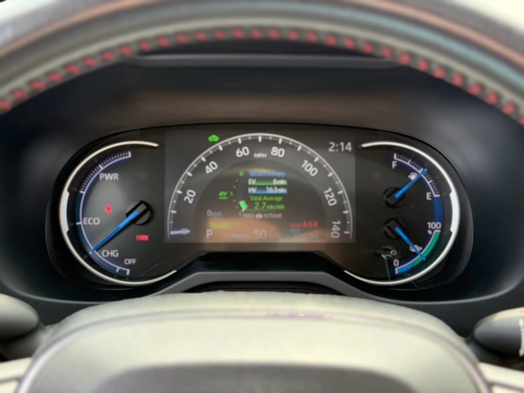 Used 2023 Toyota RAV4 SE w/ Weather & Moonroof Package AWD/4WD image 15