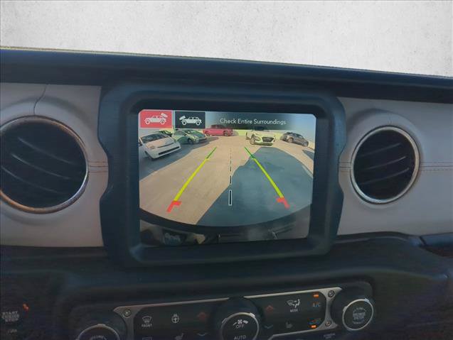 Used 2021 Jeep Wrangler Unlimited Sahara AWD/4WD image 23