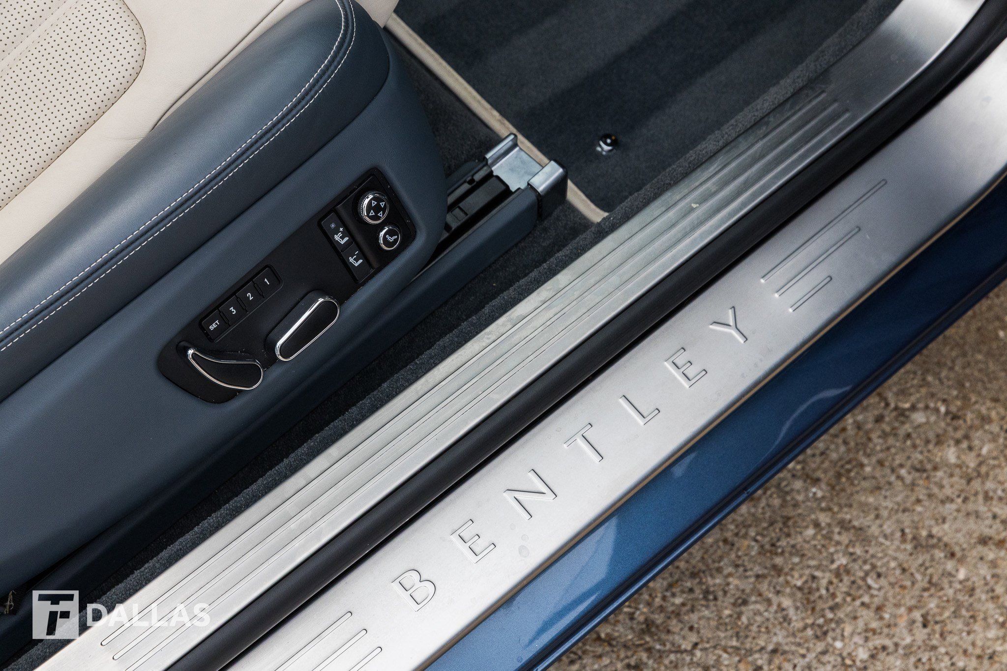 Used 2013 Bentley Continental GT image 30