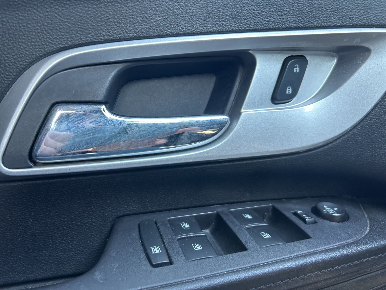 Used 2016 Chevrolet Equinox LT w/ Convenience Package FWD image 25