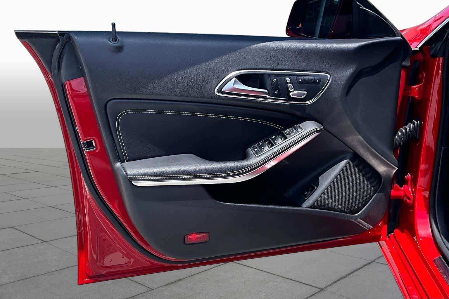 Used 2019 Mercedes-Benz CLA 250 image 22