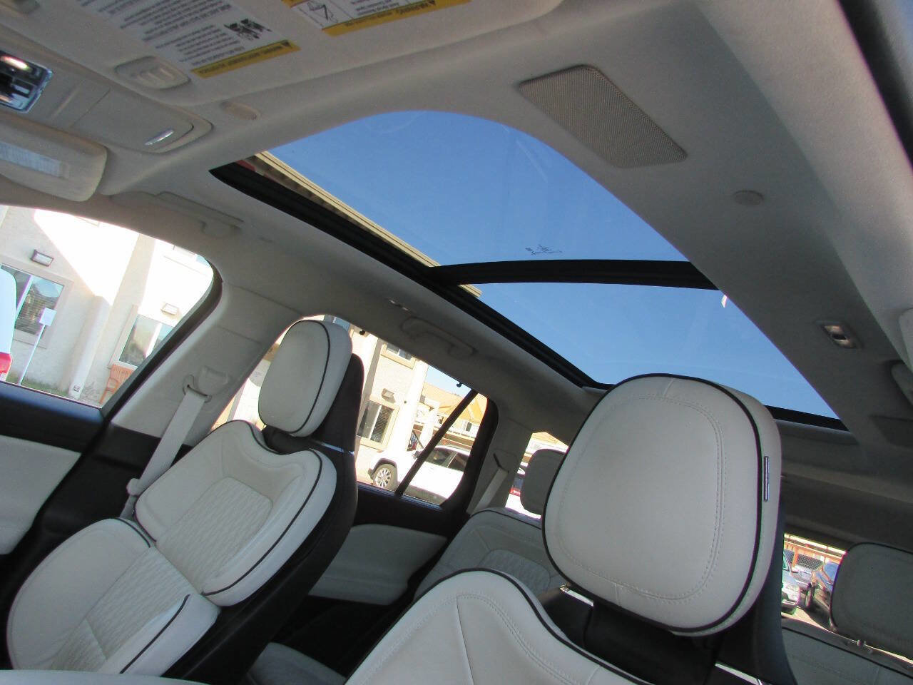 Used 2020 Lincoln Aviator Black Label Grand Touring w/ Class IV Trailer Tow Package image 36