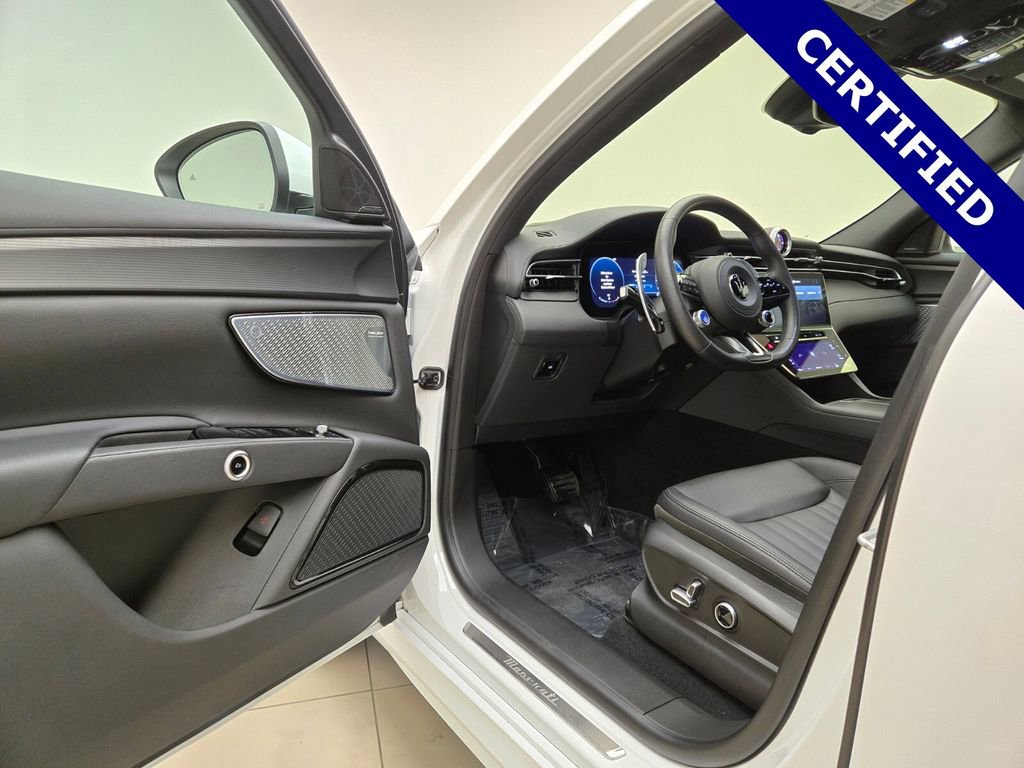 Certified 2024 Maserati Grecale GT image 16