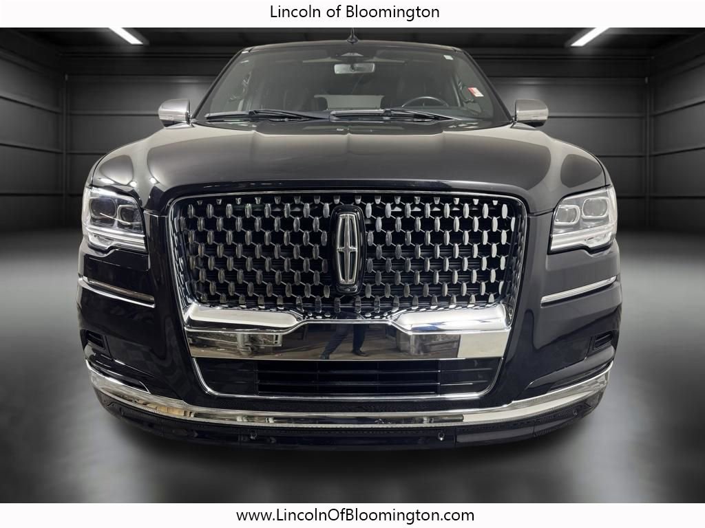 Used 2023 Lincoln Navigator Black Label AWD/4WD image 9