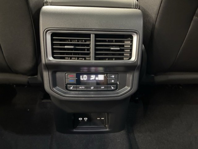 New 2025 Volkswagen Atlas SEL Premium R-Line image 20