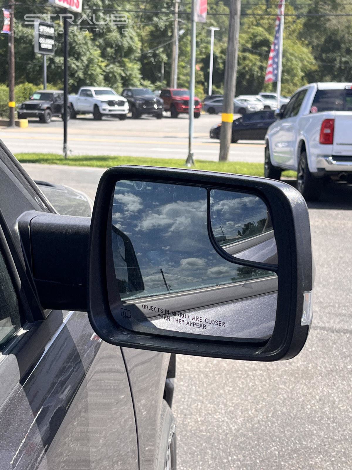 Used 2023 RAM 1500 Laramie AWD/4WD image 12