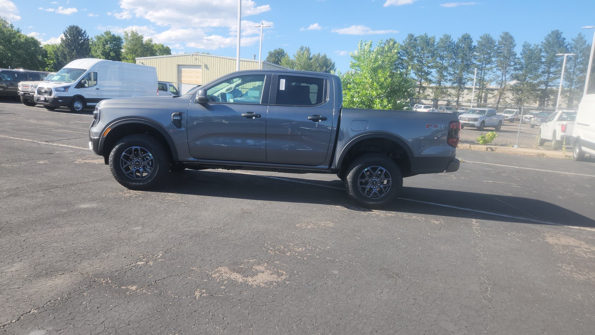 New 2026 Ford Ranger XLT w/ FX4 Off-Road Package AWD/4WD image 4