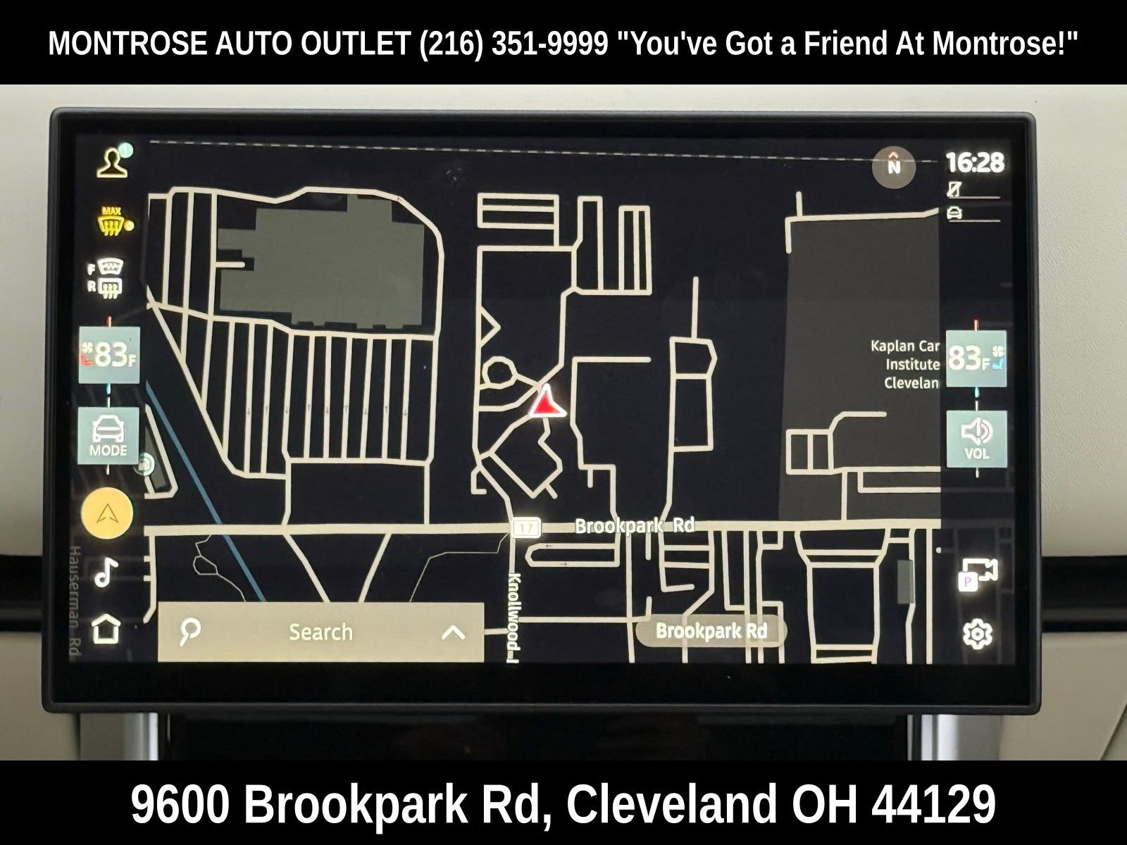 New 2026 Land Rover Range Rover SE image 22