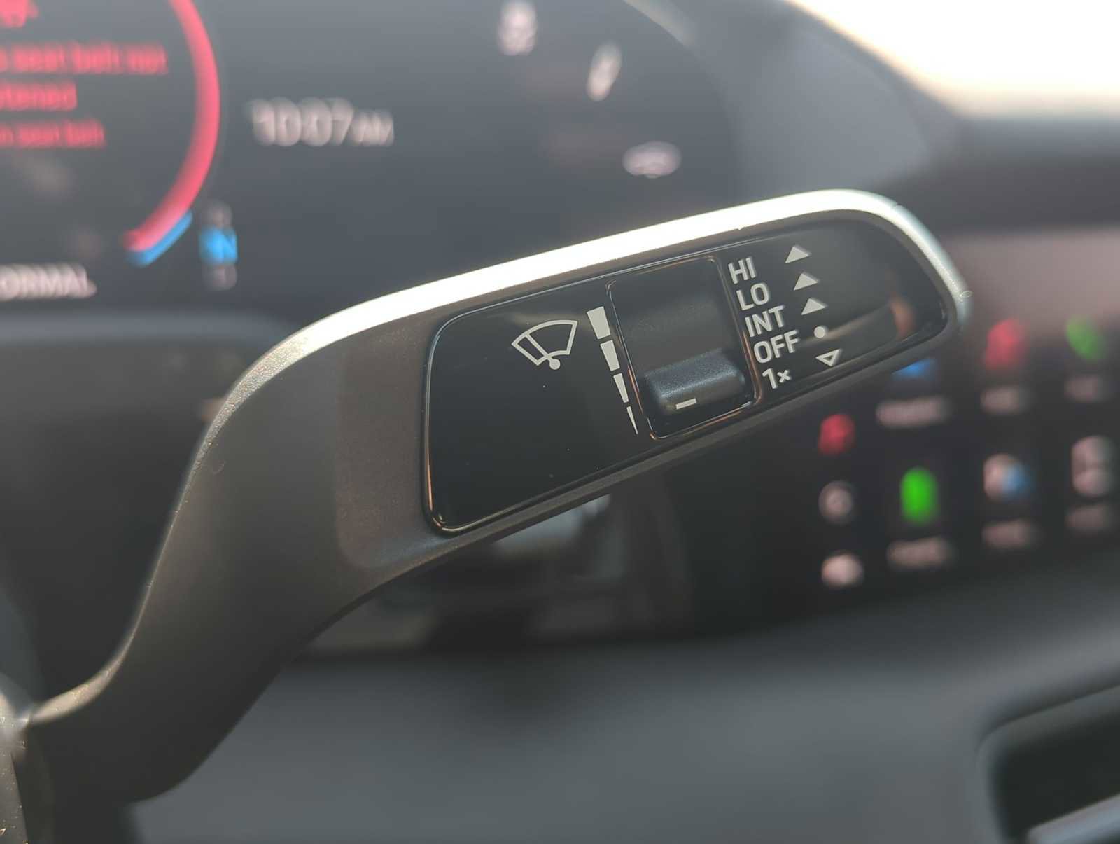 Used 2025 Porsche Taycan image 26