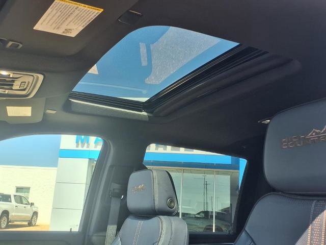 New 2025 Chevrolet Silverado 2500 High Country w/ High Country Premium Package image 15