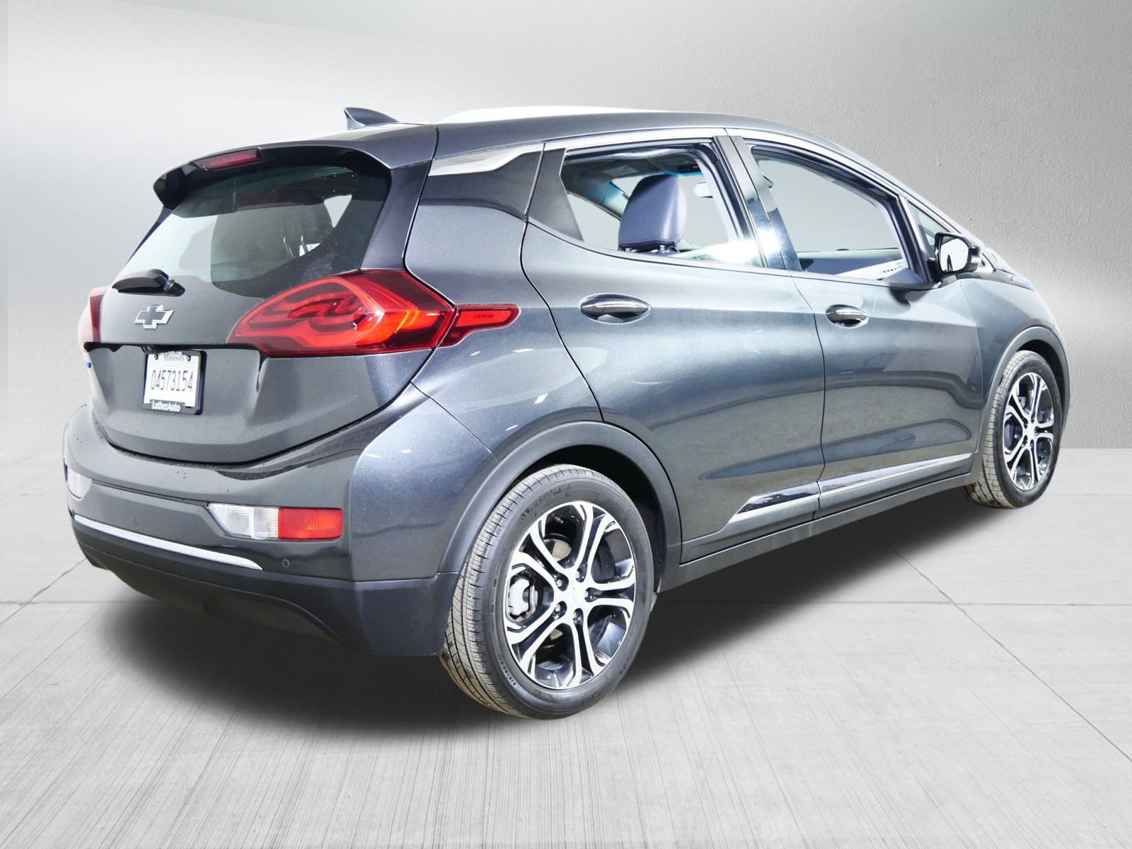 Used 2019 Chevrolet Bolt Premier w/ Infotainment Package image 7