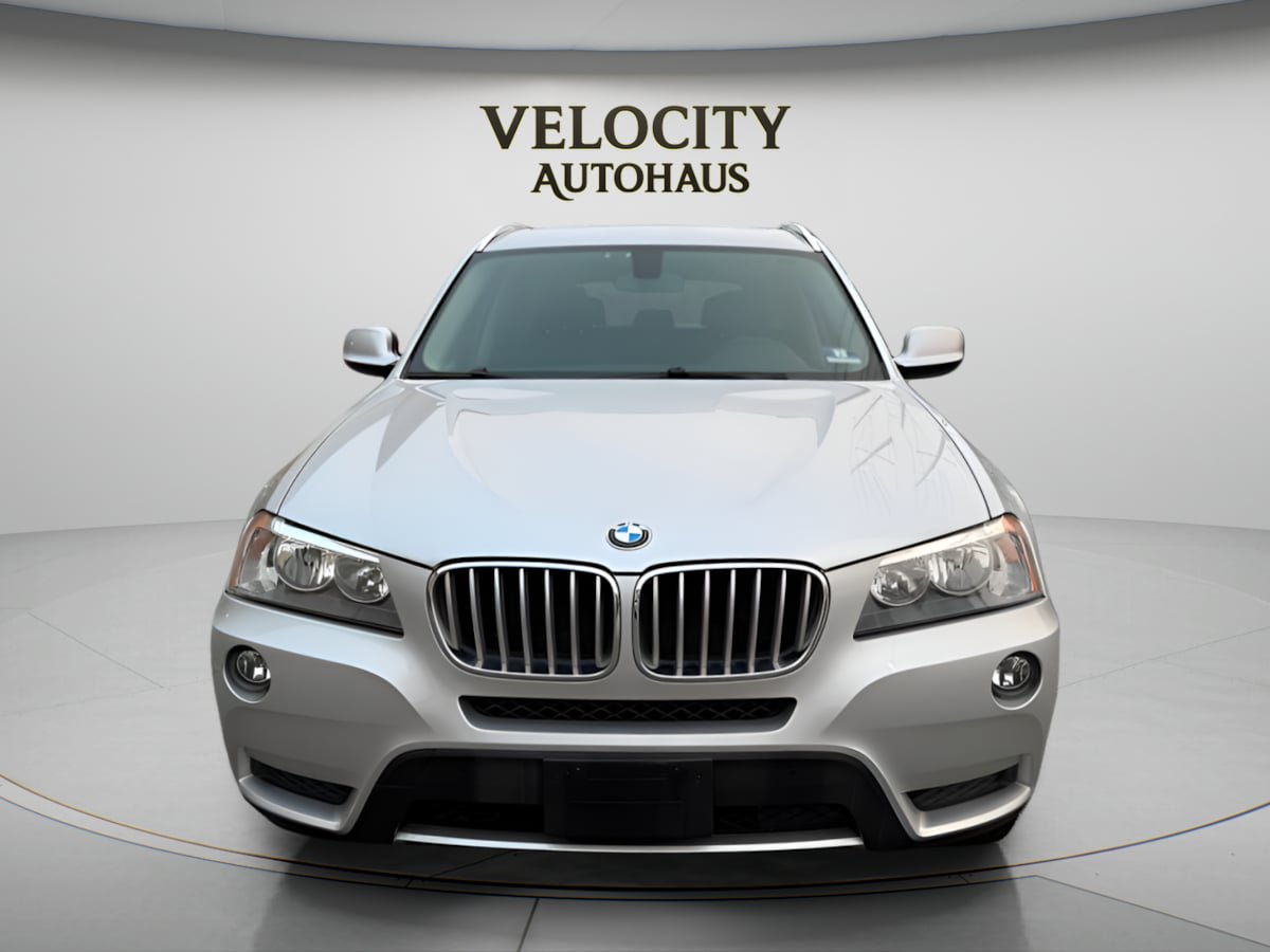 Used 2013 BMW X3 xDrive28i AWD/4WD image 2