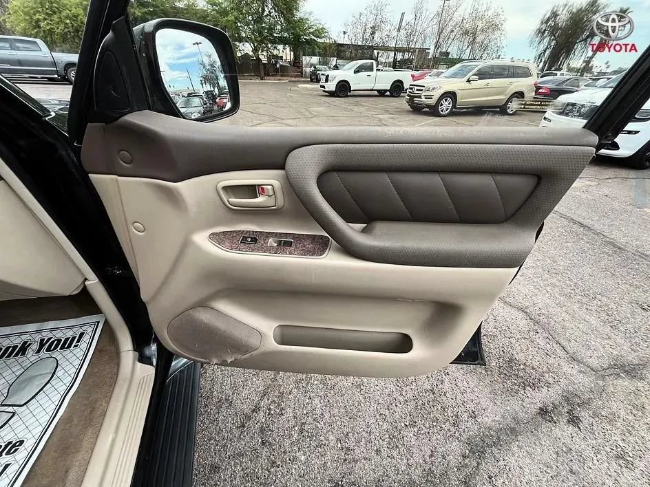Used 2001 Toyota Land Cruiser AWD/4WD image 14