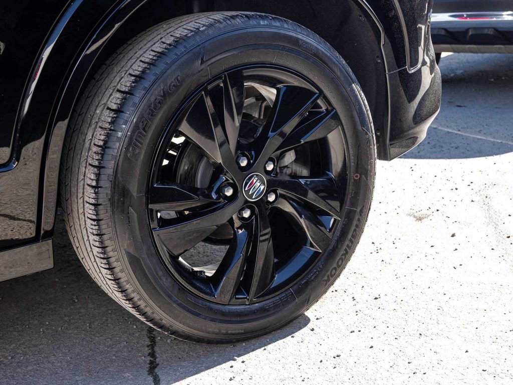 Used 2024 Buick Encore GX Sport Touring image 10