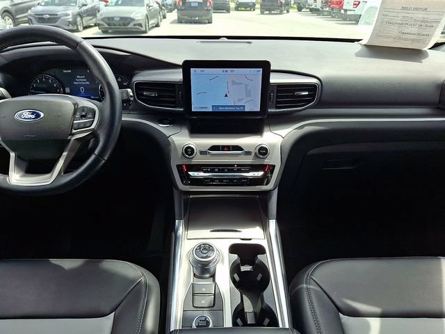 Certified 2022 Ford Explorer XLT w/ Equipment Group 202A AWD/4WD image 21