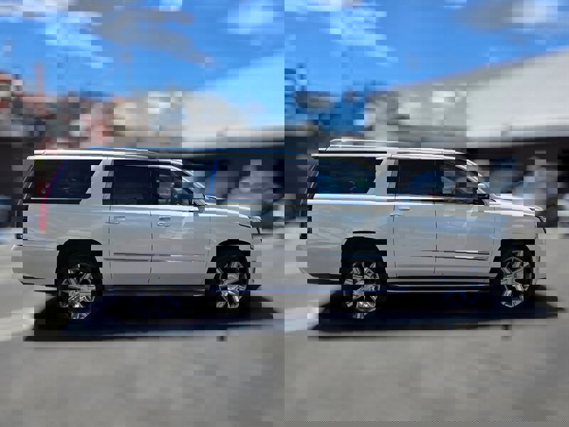 Used 2015 Cadillac Escalade ESV Luxury RWD image 9