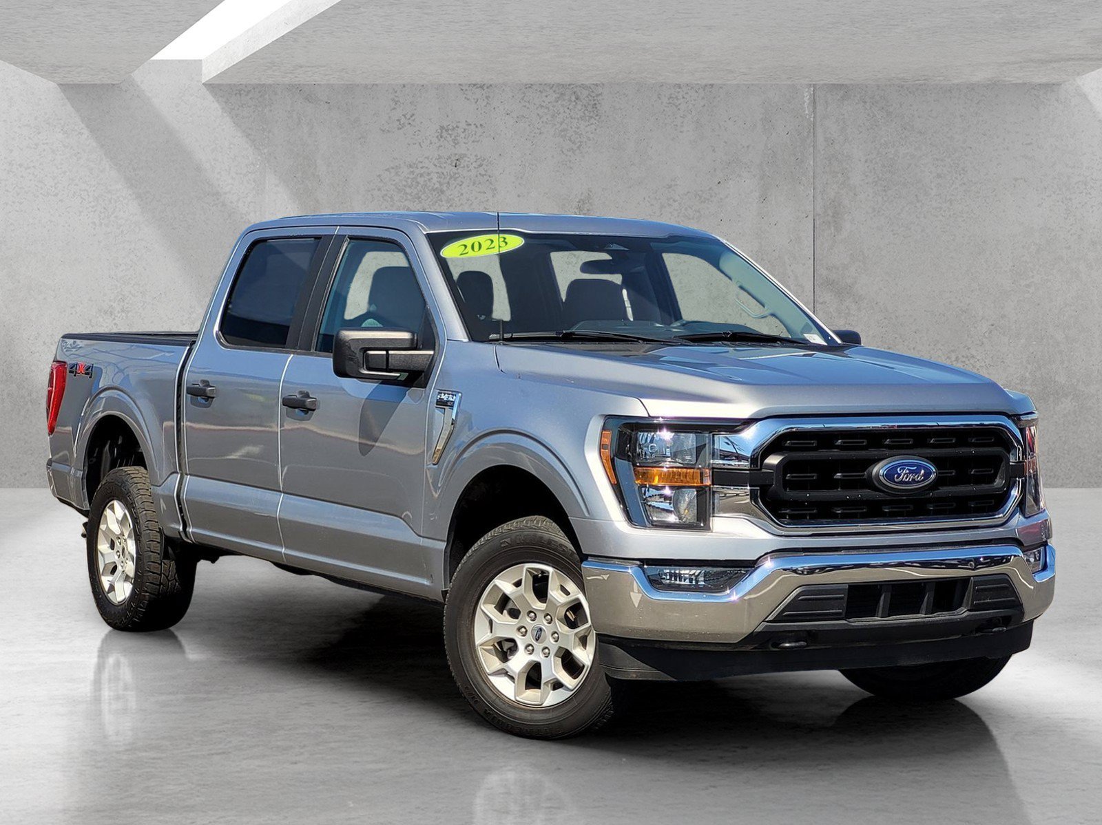 Used 2023 Ford F150 XLT AWD/4WD image 1