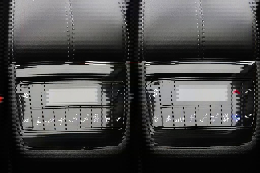 Used 2025 INFINITI QX60 Pure AWD/4WD image 12