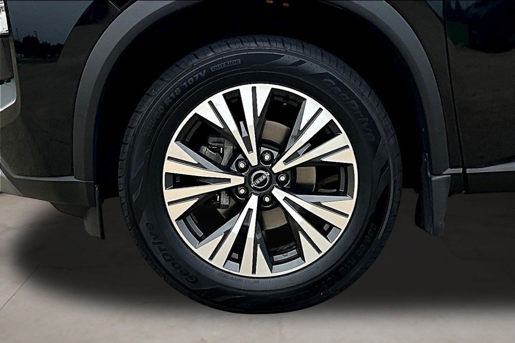 Certified 2023 Nissan Rogue SV AWD/4WD image 33