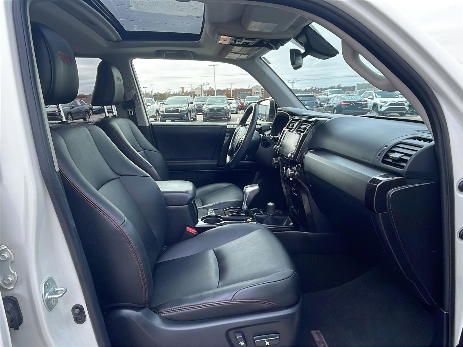 Used 2020 Toyota 4Runner TRD Off-Road Premium image 14