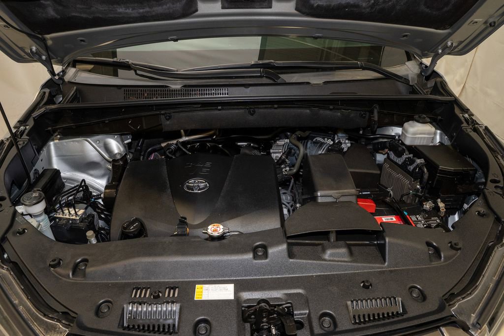 Used 2019 Toyota Highlander Limited image 22