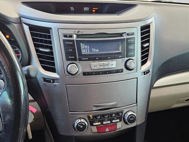 Used 2013 Subaru Outback 2.5i Premium image 11