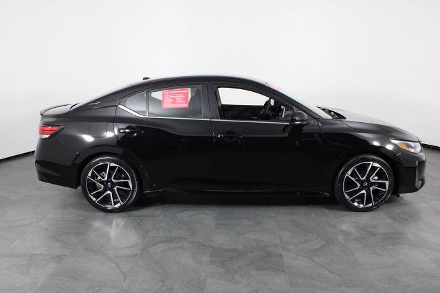 Certified 2025 Nissan Sentra SR FWD image 12