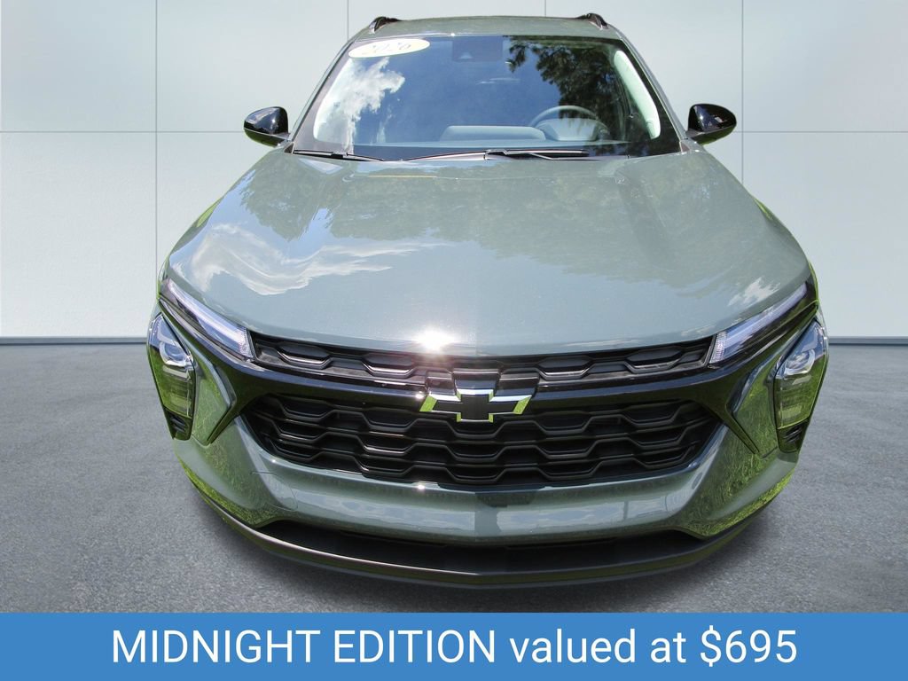 New 2026 Chevrolet Trax LT w/ Driver Confidence Package FWD image 5