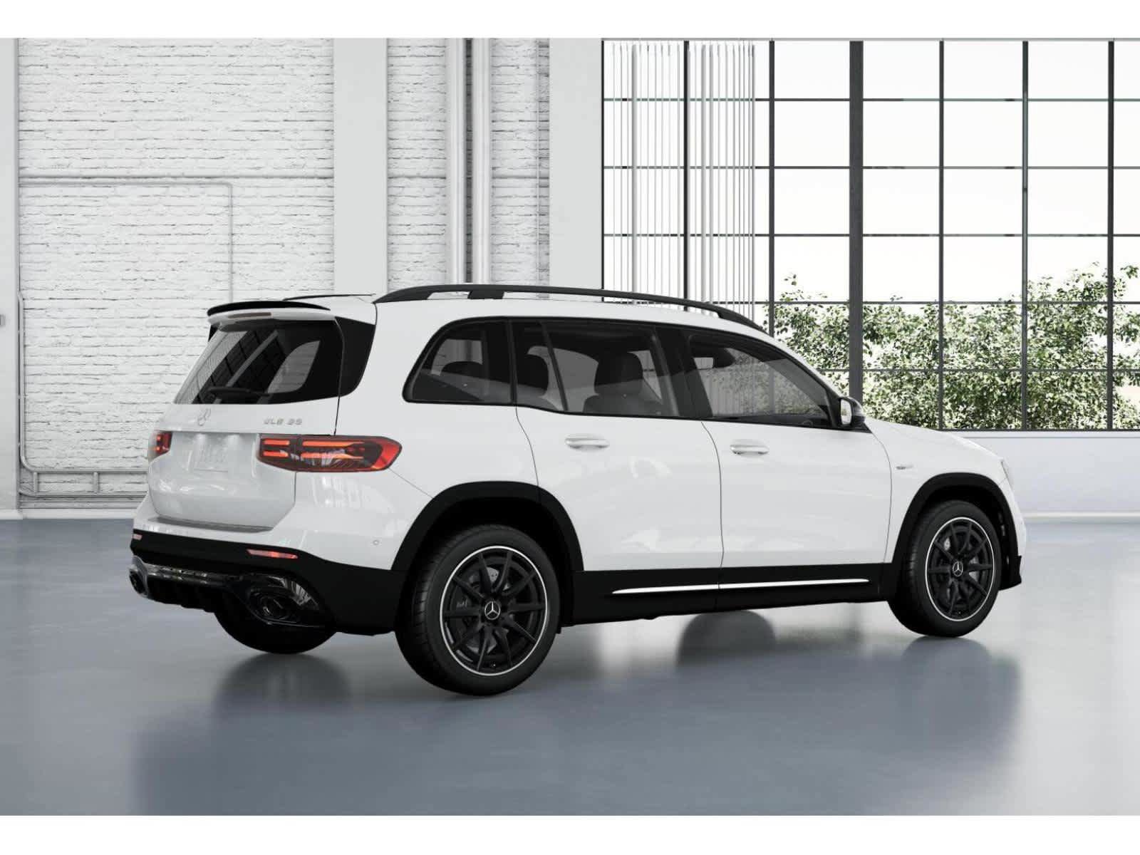 Used 2026 Mercedes-Benz GLB 35 AMG 4MATIC image 19