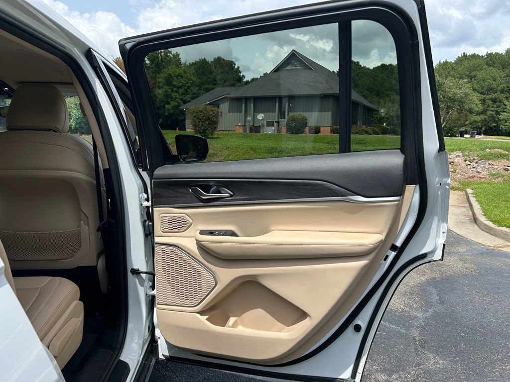 Used 2021 Jeep Grand Cherokee L Limited AWD/4WD image 63