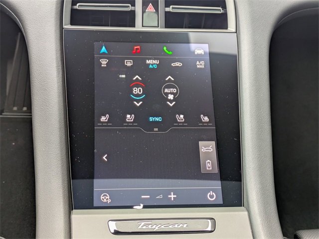 Used 2025 Porsche Taycan image 20