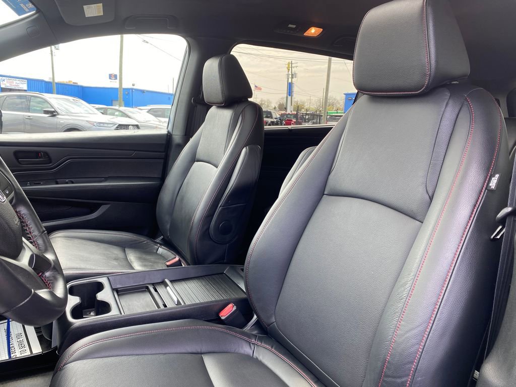 Used 2024 Honda Odyssey Sport image 10