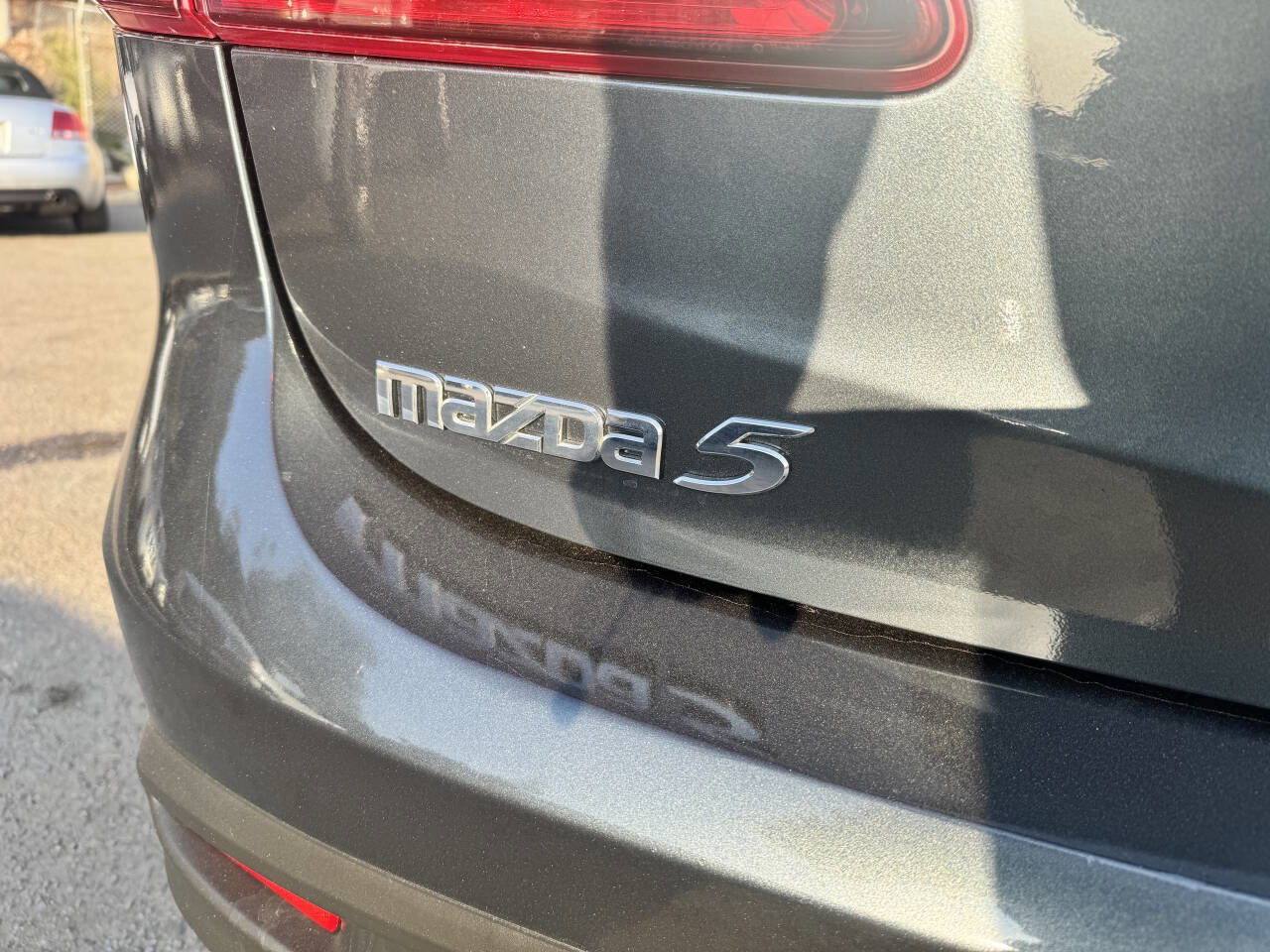 Used 2012 MAZDA MAZDA5 Touring image 10