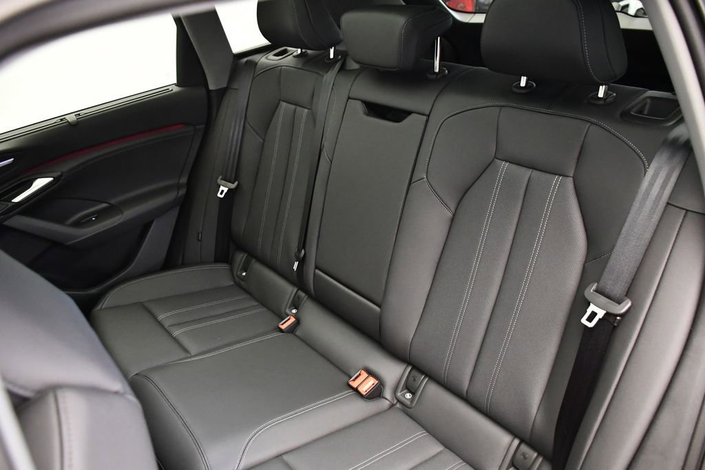 New 2025 Audi Q6 e-tron Premium Plus image 44
