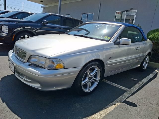 Used 2001 Volvo C70 LT FWD image 3