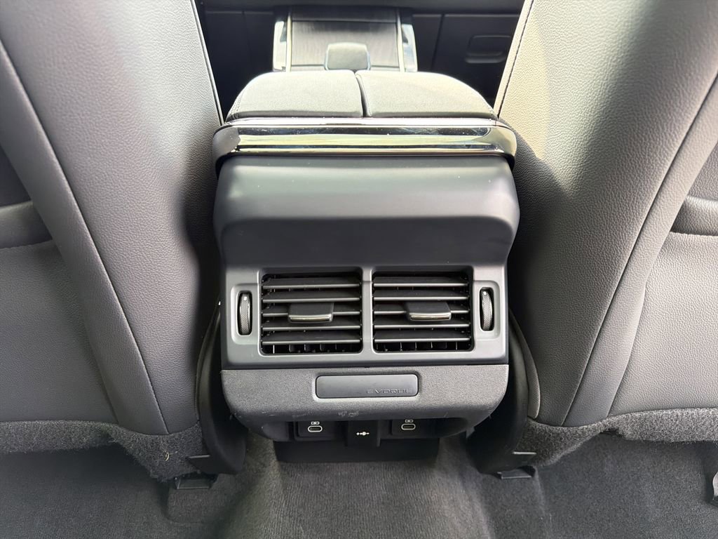 Used 2025 Land Rover Range Rover Evoque Dynamic SE image 15