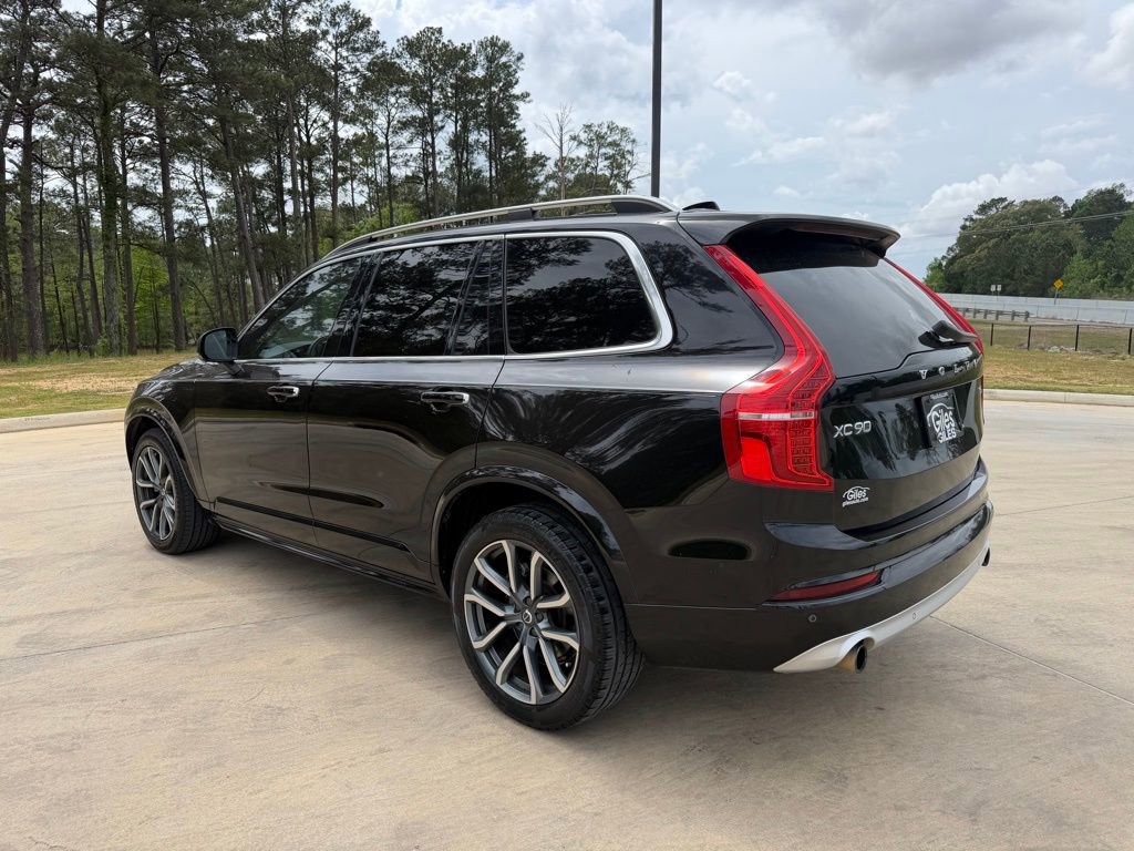 Used 2019 Volvo XC90 T5 Momentum FWD image 3
