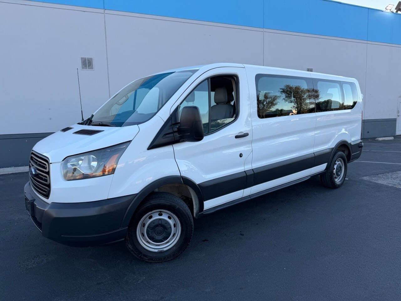 Used 2017 Ford Transit 350 XL image 5