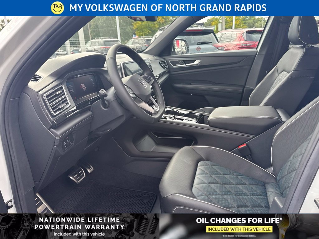 New 2026 Volkswagen Atlas Cross Sport SEL Premium R-Line AWD/4WD image 9