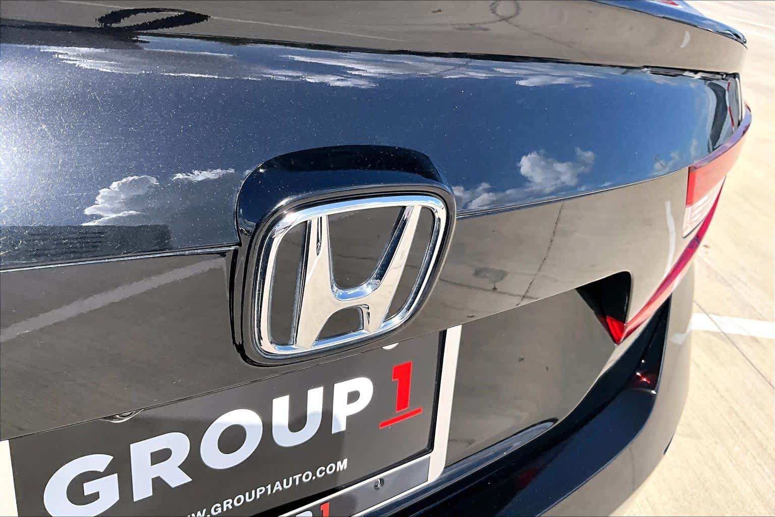 Used 2020 Honda Accord EX image 29