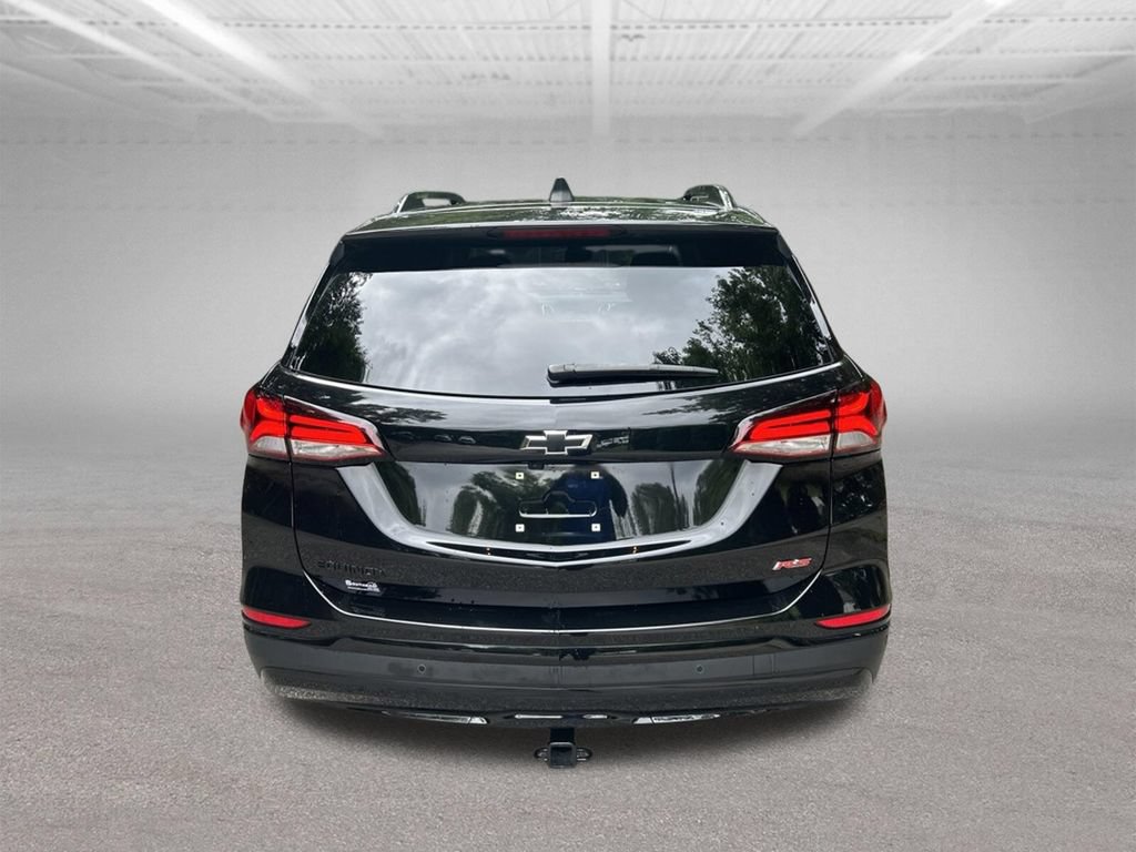 Used 2024 Chevrolet Equinox RS FWD image 4