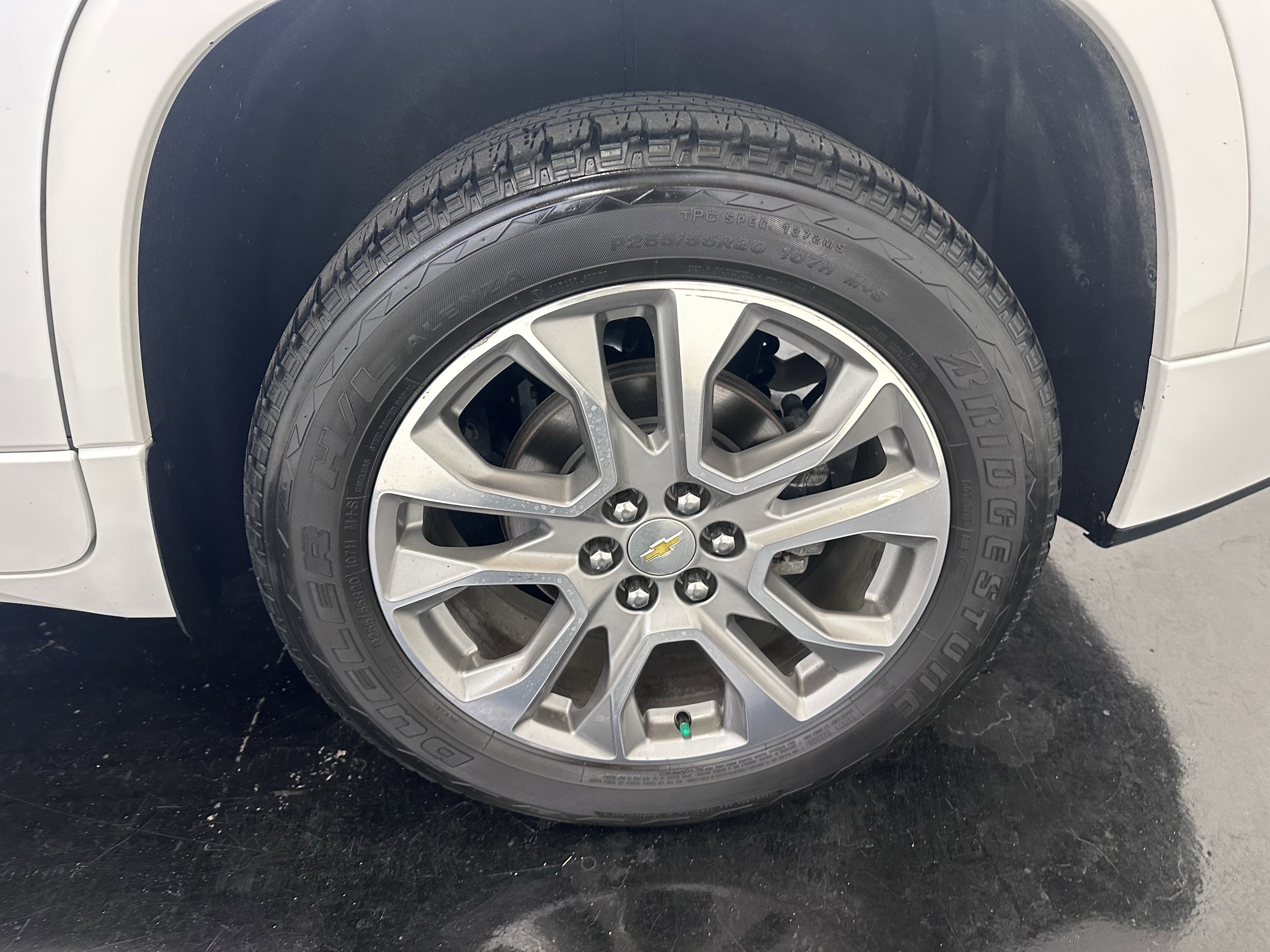 Used 2019 Chevrolet Traverse Premier w/ Driver Confidence II Package image 18