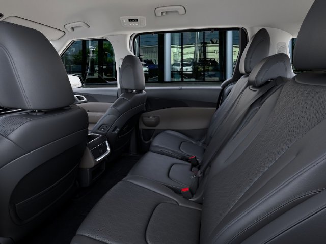 New 2026 Kia Carnival EX FWD image 18