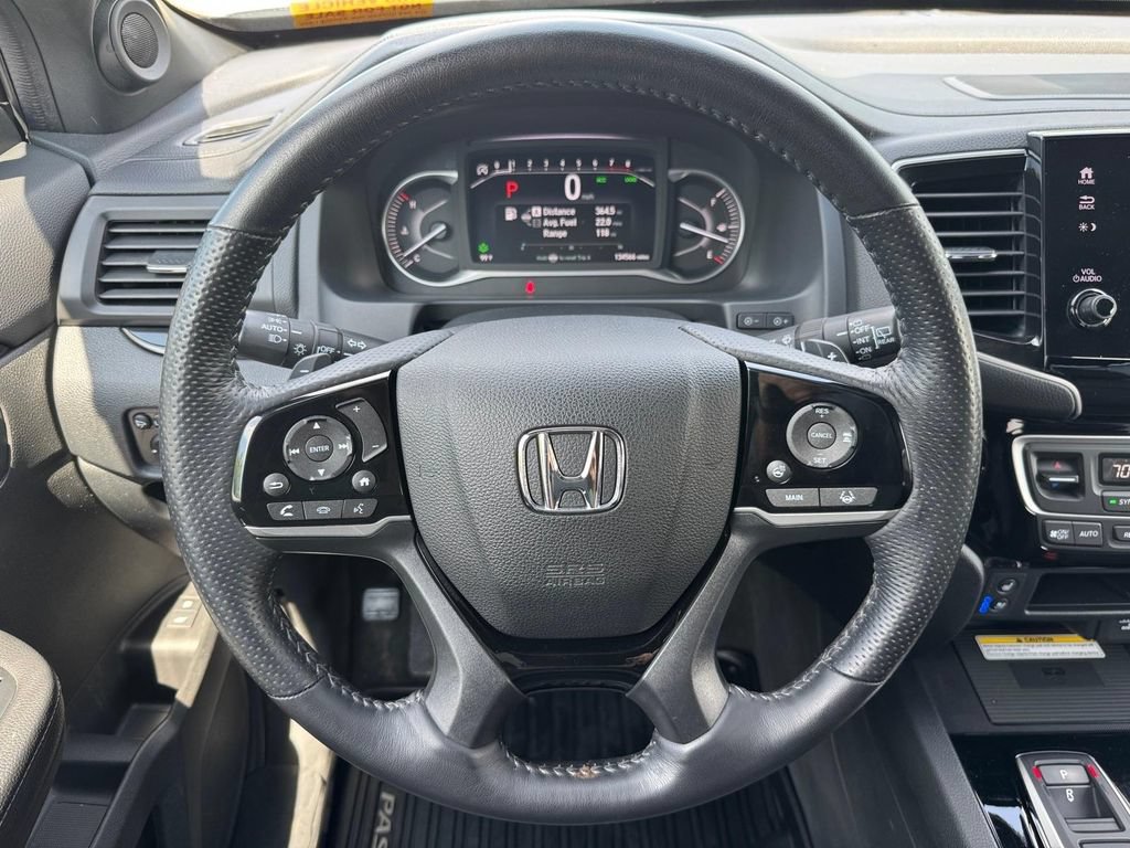 Used 2022 Honda Passport Elite image 11