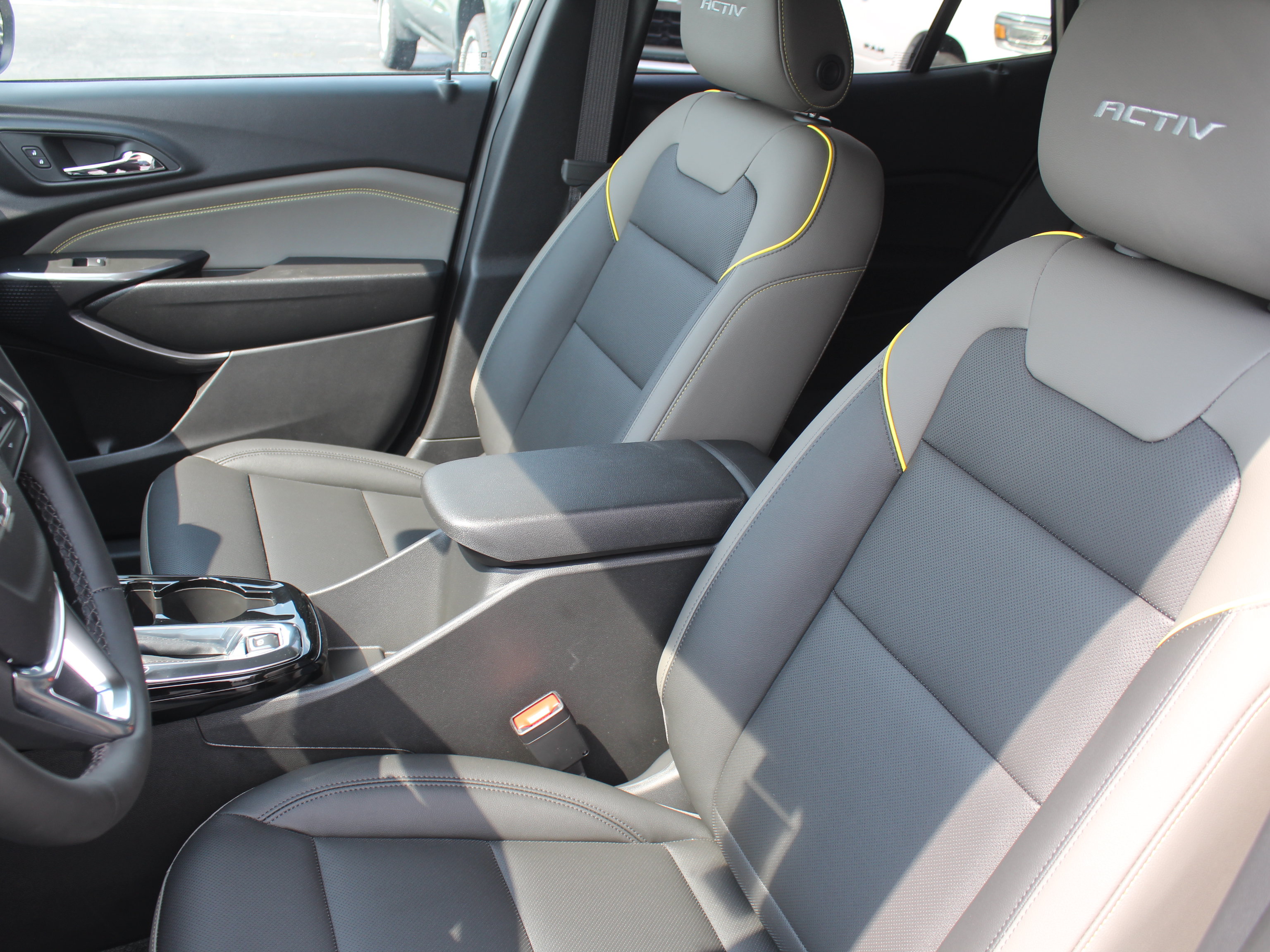 New 2026 Chevrolet Trax ACTIV w/ Driver Confidence Package FWD image 9