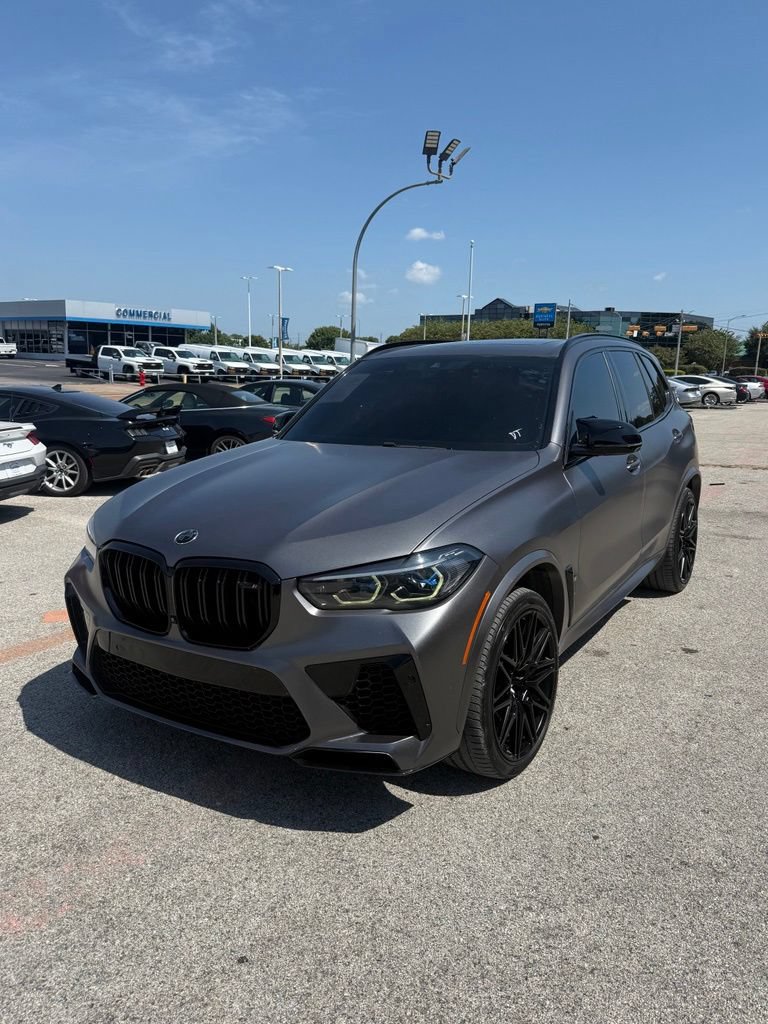 Used 2022 BMW X5 M w/ Competition Package AWD/4WD image 3
