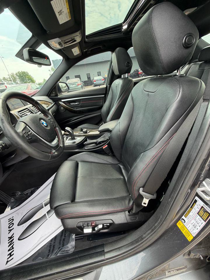 Used 2016 BMW 340i Sedan RWD image 21