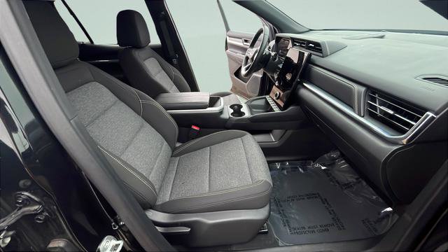 Used 2026 GMC Terrain Elevation image 26