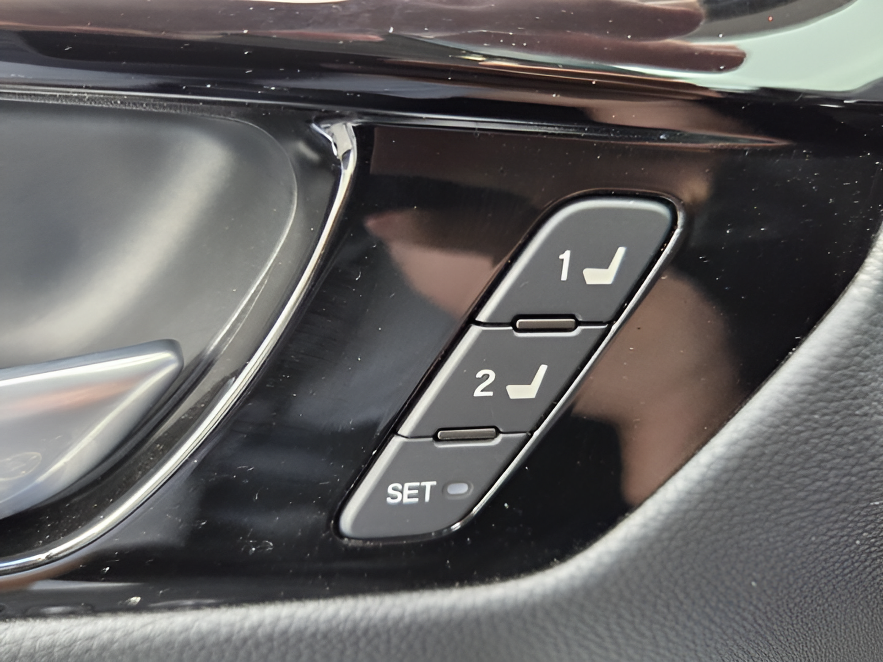 Used 2024 Honda CR-V EX-L image 29