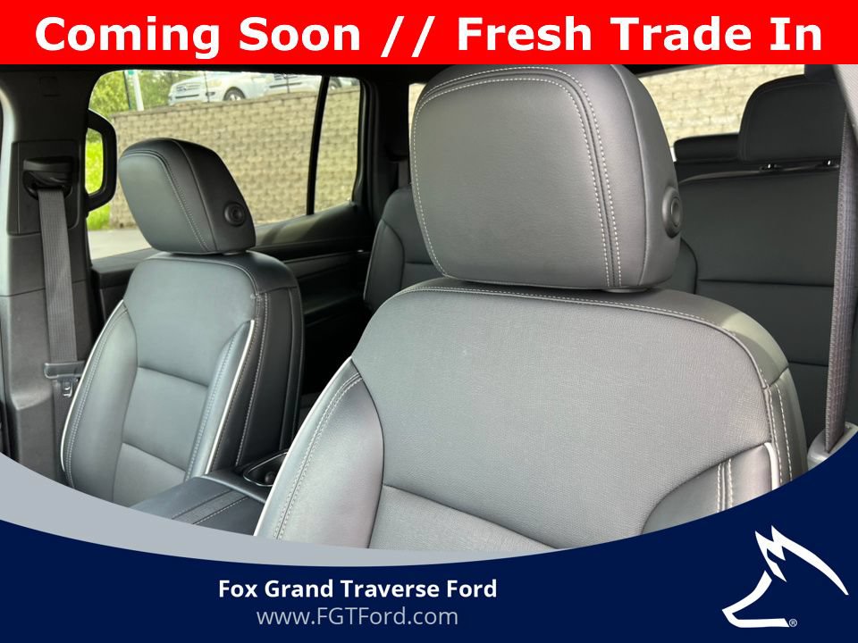 Used 2025 Buick Enclave Preferred AWD/4WD image 11